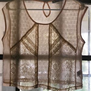 Lace sleeveless shirt